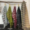 Wholesale of new cross-border export ready-made scarves with double-sided checkered and retro square patterns. Supply chain through e-commerce streaming Item Picture